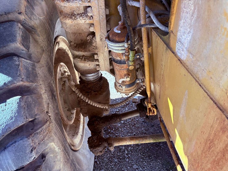 1981-caterpillar-773b-image-32