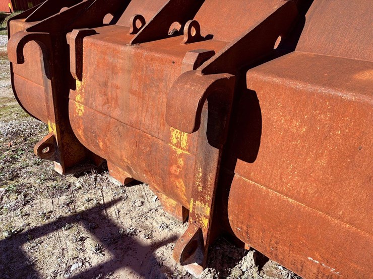 smooth-bucket-attachment-image-9