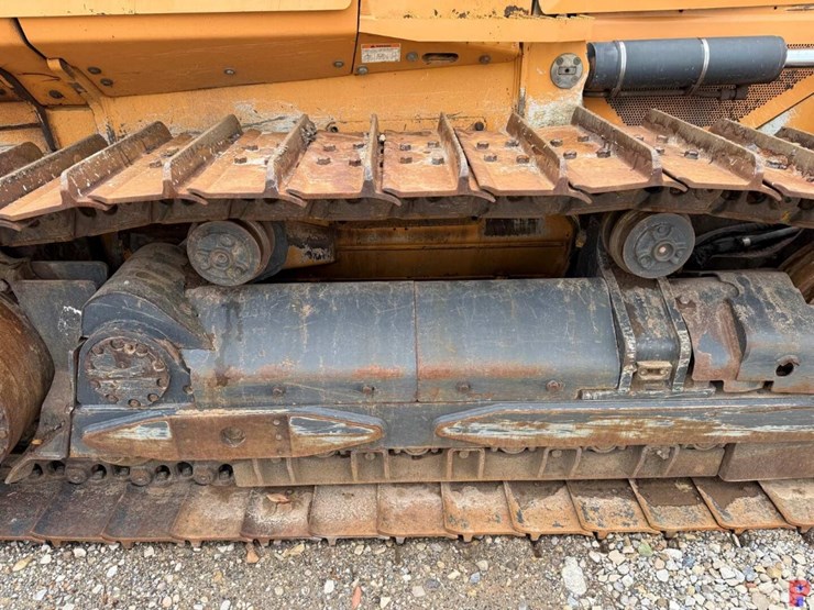 2015-case-2050m-image-14