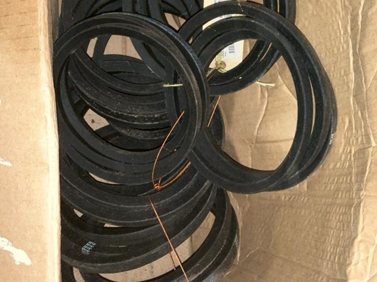 #764-•-electric-motor,-v-belts,-and-assorted-parts-image-15