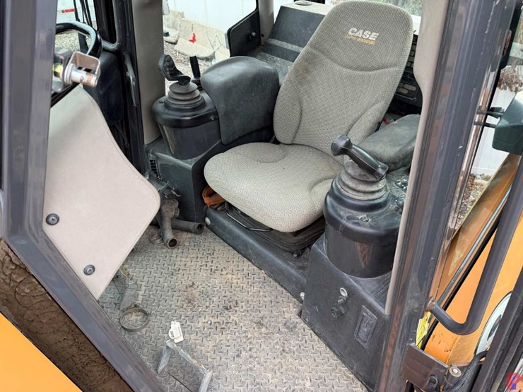 2015-case-2050m-image-18