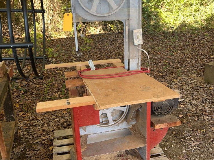 vertical-band-saw,-leland-faraday-image-2