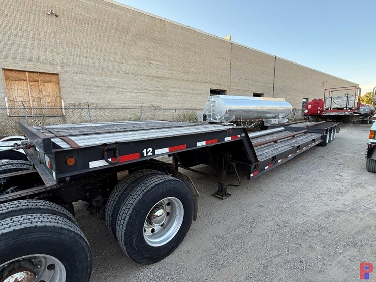 2014-viking-53'-x-102"-image-1