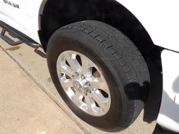 2022-dodge-2500-image-23