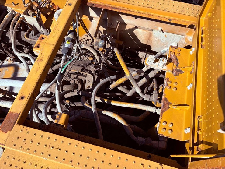 2001-caterpillar-988g-image-59