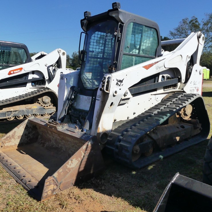 2019 BOBCAT T870