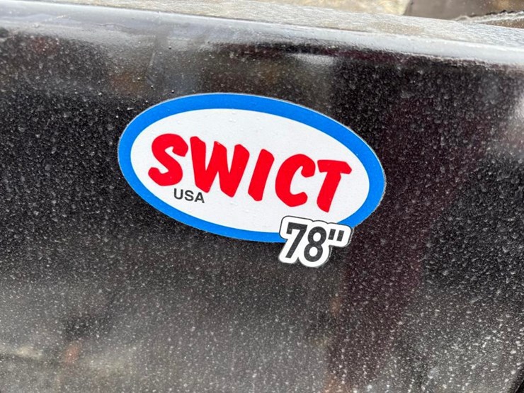 78in-large-capacity-bucket-image-4