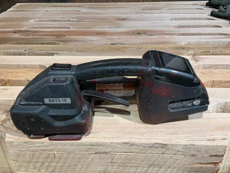 #109-•-signode-strap-sealing-tool-image-1