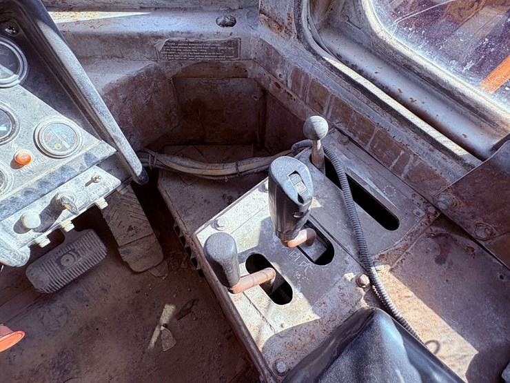 1982-caterpillar-988b-image-50