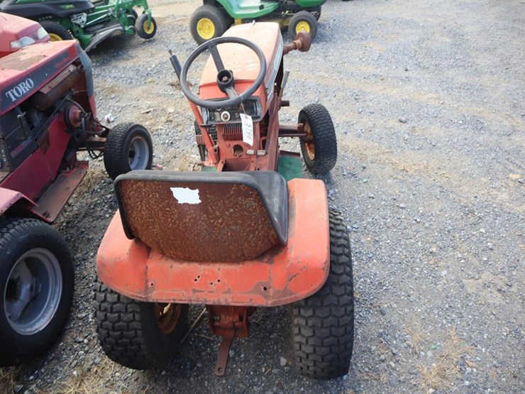wheel-horse-lawn-&-garden-tractor-image-7