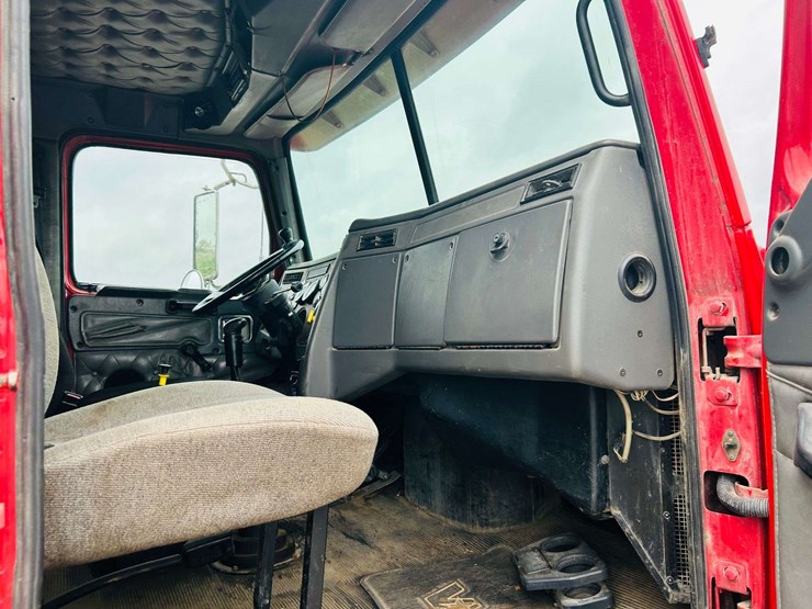 1999-western-star-4964fx-image-73