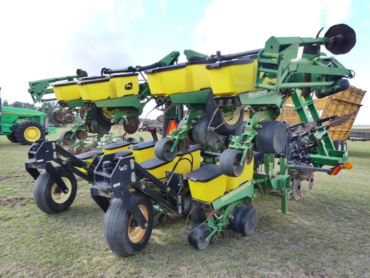 john-deere-1720-image-2