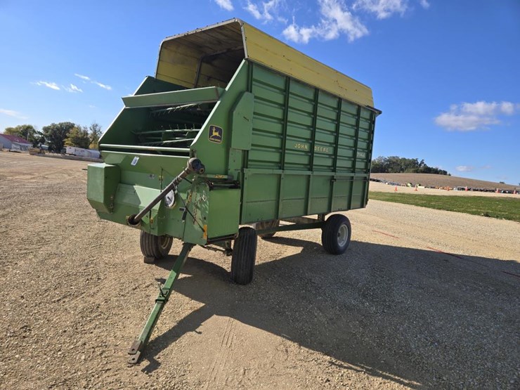 john-deere-714a-image-4