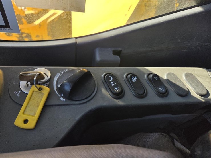 komatsu-pc400-image-70