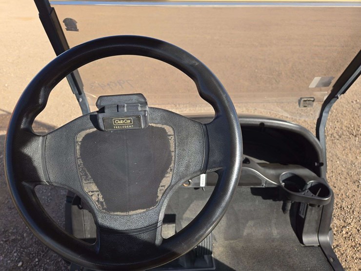 2012-club-car-precedent-golf-cart-image-15