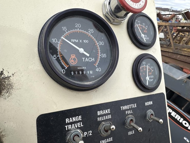 cedarapids-cr352-image-34