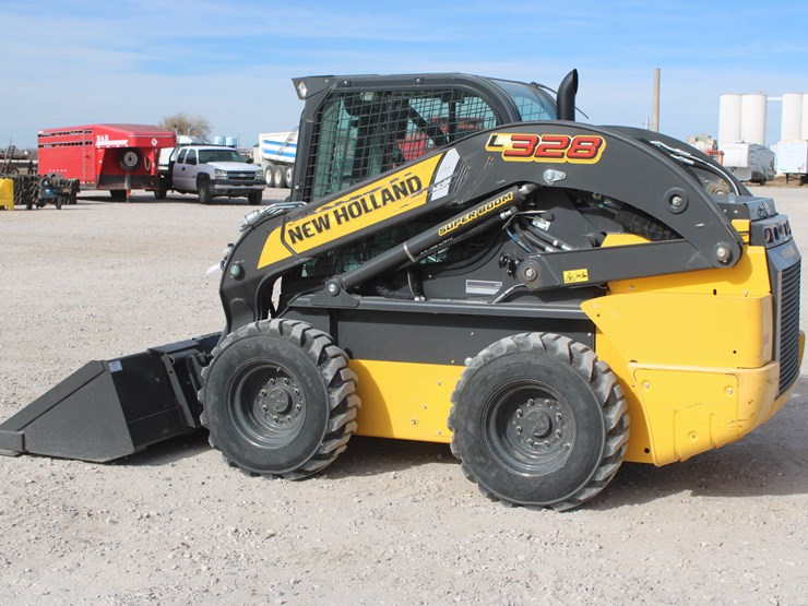 2023-new-holland-l328-image-8