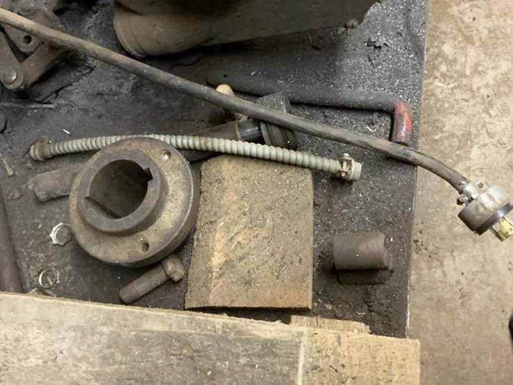 #765-•-grinder-and-steel-table-image-11