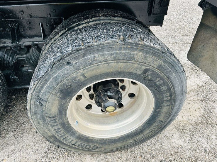 1999-western-star-4964fx-image-13