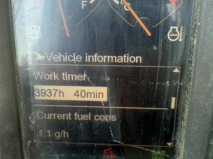 2010-volvo-ec210cl-image-14