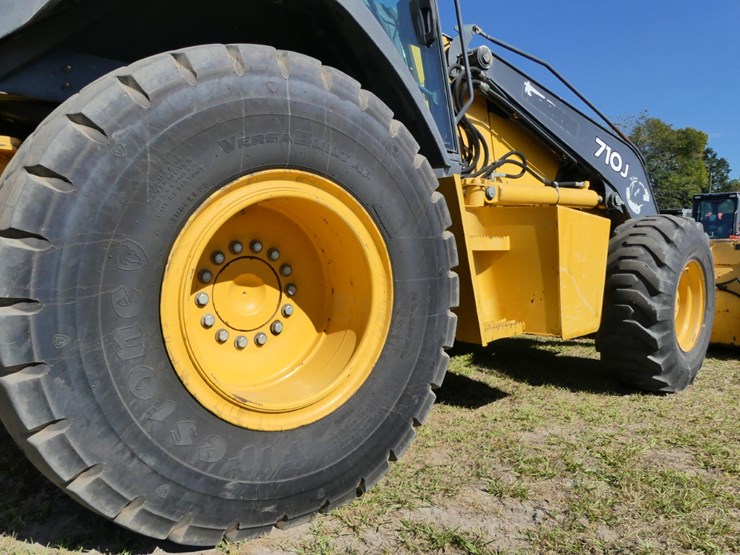 deere-710j-image-10