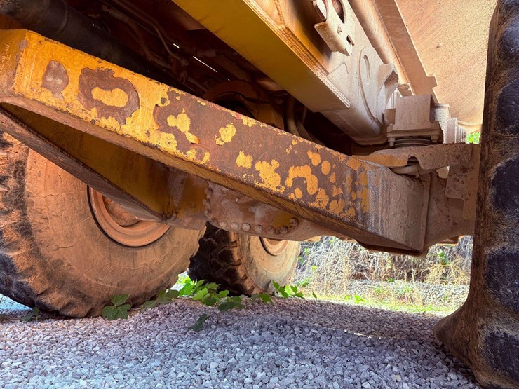 2007-caterpillar-740-image-23