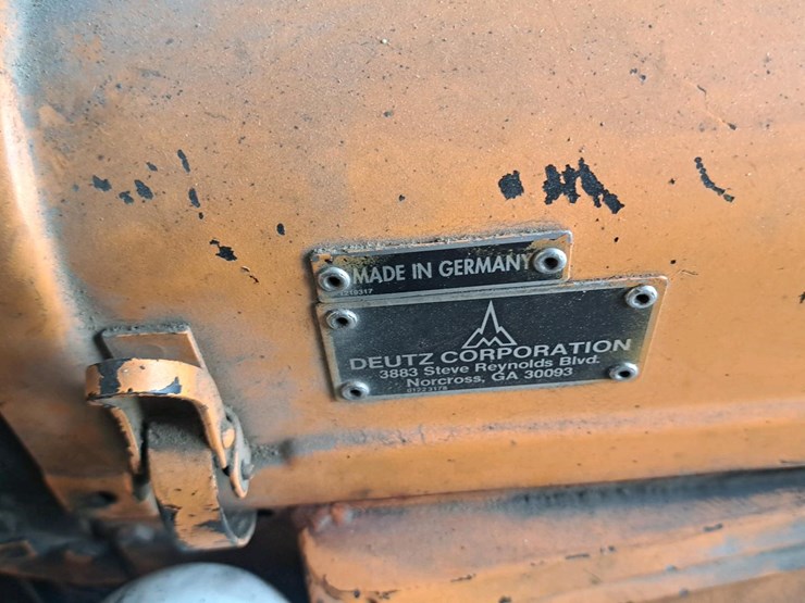 #215-•-2000-deutz-power-unit-image-6