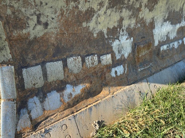 2008-deere-750j-xlt-image-37