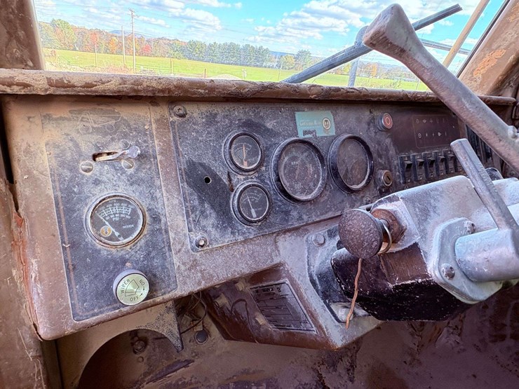 1993-caterpillar-773b-image-46