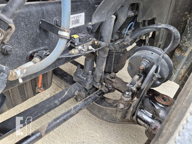 2018-freightliner-cascadia-116-image-29