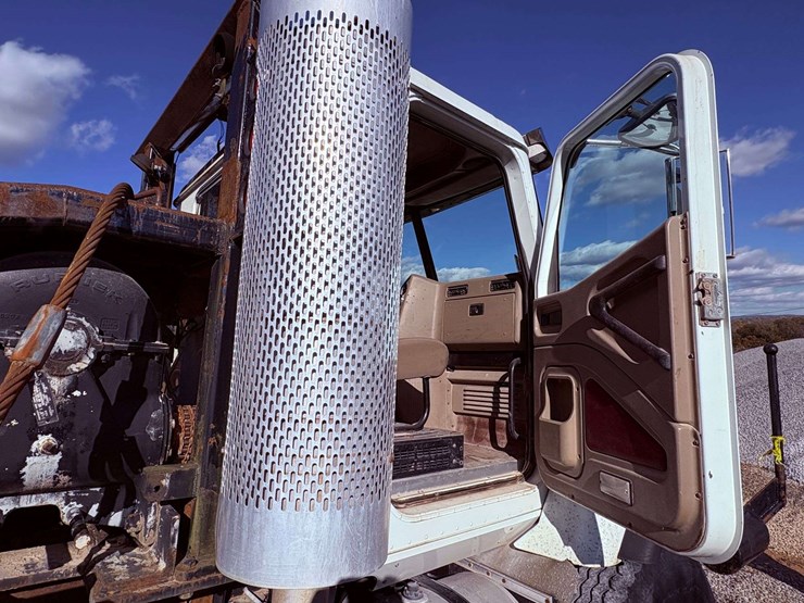 2007-international-paystar-5600i-image-43