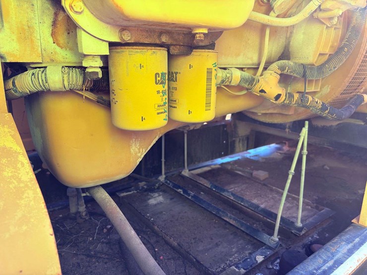 caterpillar-150-kw-image-17