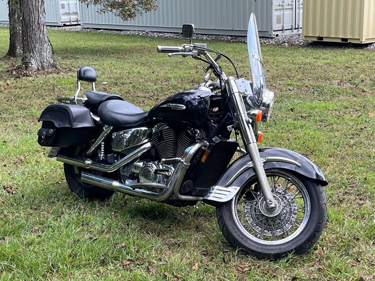 1998-honda-vt1100c3-shadow-aero-motorcycle-image-4