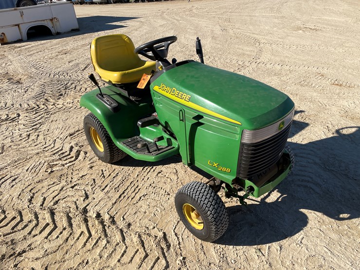 john-deere-lx288-image-10