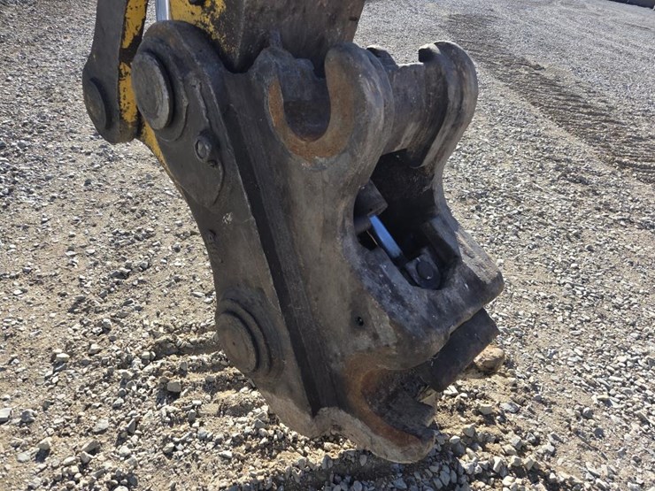 komatsu-pc400-image-10