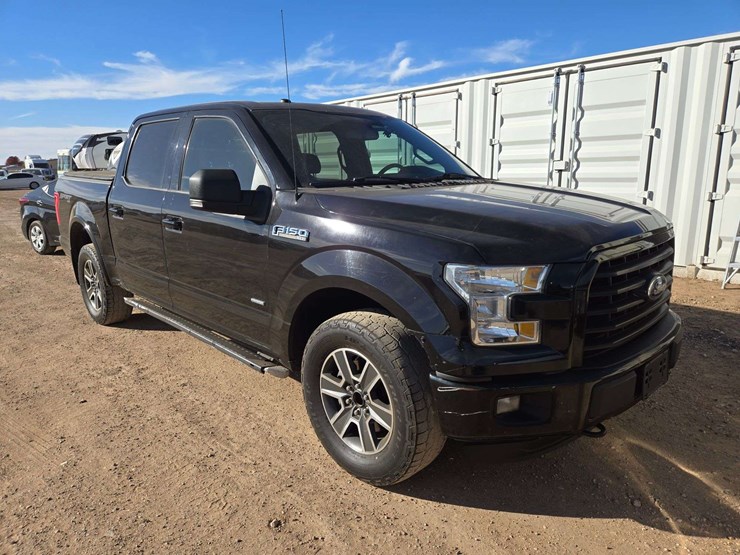 2016-ford-f150-lariat-image-2