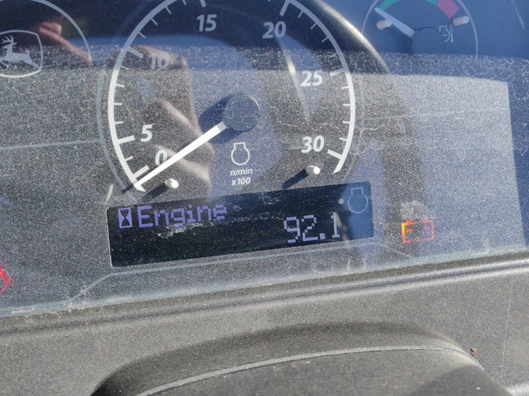 2021-john-deere-3025e-image-13