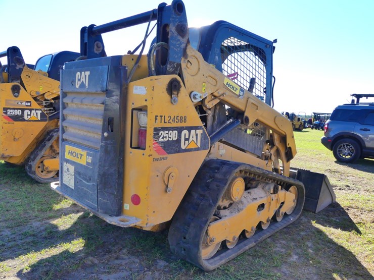 2019-caterpillar-259d-image-3