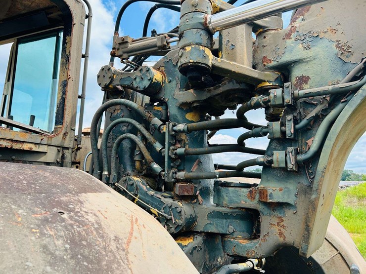 1982-caterpillar-621b-image-41