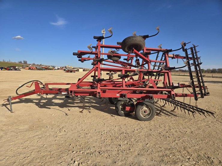 case-ih-4800-image-2