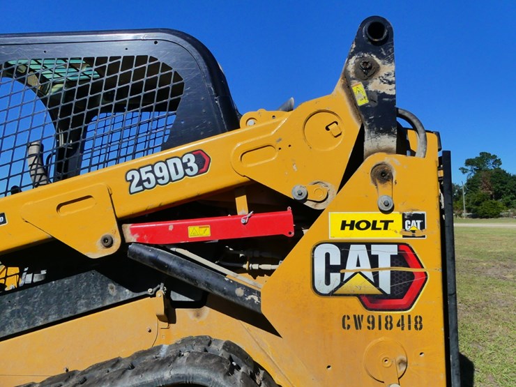 2022-caterpillar-259d3-image-7