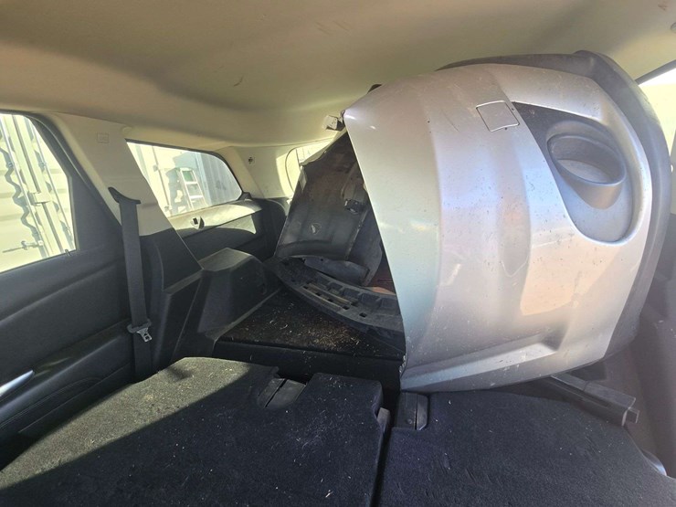 2013-dodge-journey-sxt-image-13