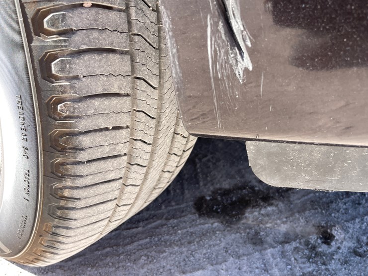 2010-volkswagen-routan-image-14