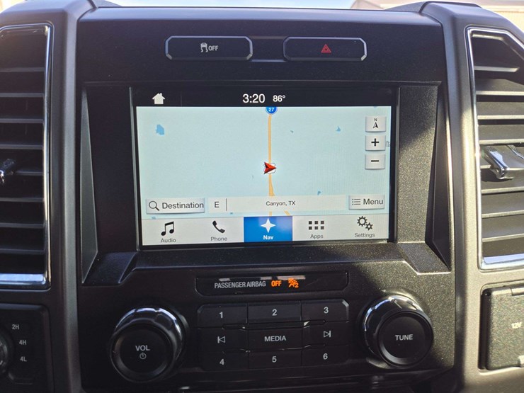 2016-ford-f150-lariat-image-17