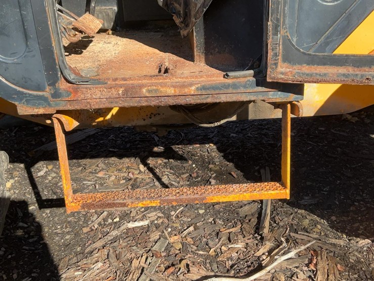 2018-jcb-506c-image-25