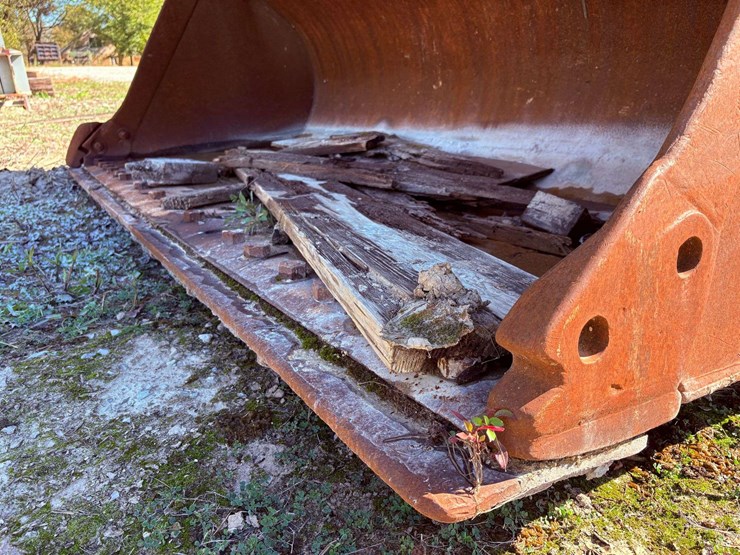 smooth-bucket-attachment-image-6