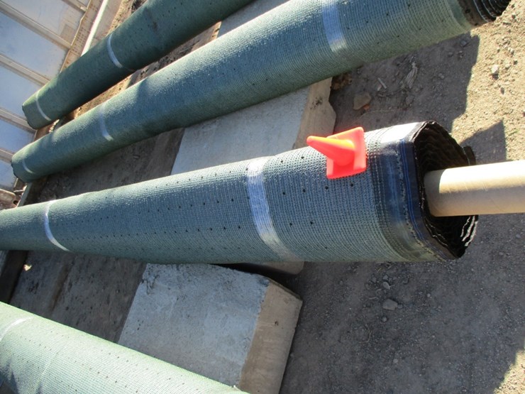 unused-roll-of-artificial-turf-image-2