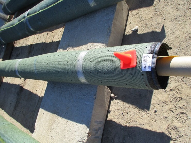 unused-roll-of-artificial-turf-image-2