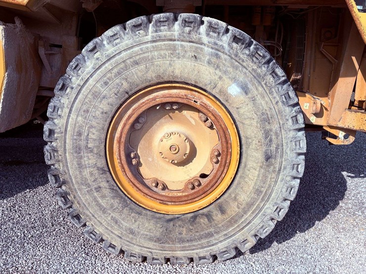 1993-caterpillar-773b-image-11