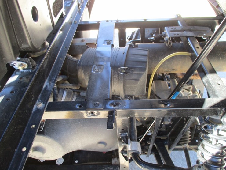 2012-polaris-ranger-crew-image-5